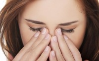 Πόνος στο μάτι: Για ποια προβλήματα μπορεί να προειδοποιεί