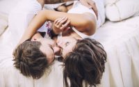 Σεξ με τα εσώρουχα Υπάρχει πιθανότητα εγκυμοσύνης; Σεξ με τα εσώρουχα: Υπάρχει πιθανότητα εγκυμοσύνης;