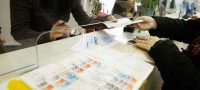 Με βάση το εισόδημα του 2015 οι εισφορές Με βάση το εισόδημα του 2015 οι εισφορές