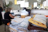tha-mas-exontosoun-i-kivernisi-psachni-metra-e700-ekat-gia-na-klisi-to-keno-tou-2018 Θα μας εξοντώσουν. Η κυβέρνηση ψάχνει μέτρα €700 εκατ. για να κλείσει το κενό του 2018