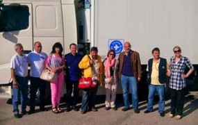 Η αλυσίδα ανθρωπιάς που εγκαινίασαν οι Γιατροί του Κόσμου με αφορμή τις πλημμύρες στην Σερβία, συνεχίζεται