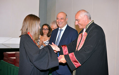 Με χρηματικούς επαίνους επιβράβευσε η GENESIS Pharma αριστούχους φοιτητές του Οικονομικού Πανεπιστημίου