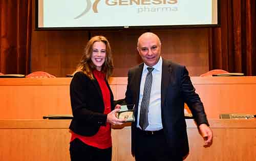 GENESIS Pharma: Τιμήθηκε από την Ελληνική Ολυμπιακή Επιτροπή για την «υιοθέτηση» της πρωταθλήτριας μαραθώνιας κολύμβησης Κέλλυς Αραούζου