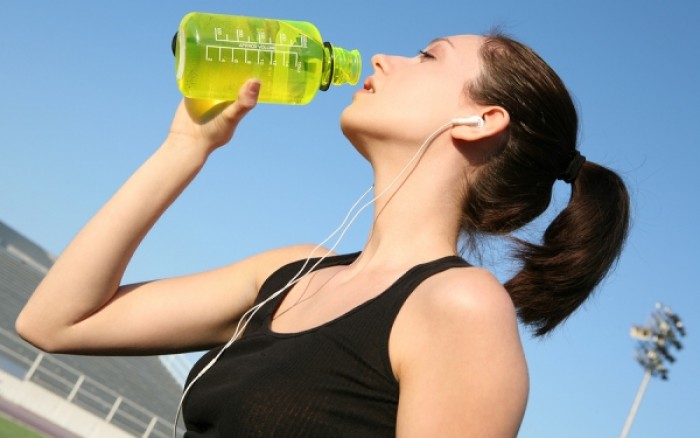 Ενεργειακά ποτά: Τι είναι και πώς να φτιάξετε το δικό σας