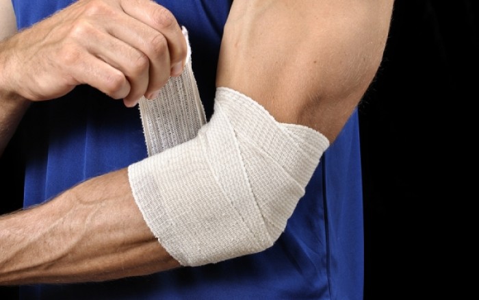 Επικονδυλίτιδα: Μάθετε τι είναι και τους τρόπους αντιμετώπισης