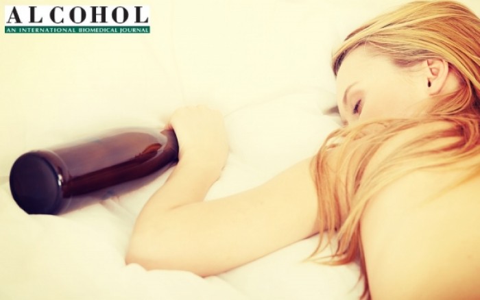 Η κατανάλωση αλκοόλ απορυθμίζει το «εσωτερικό ρολόι» του ύπνου