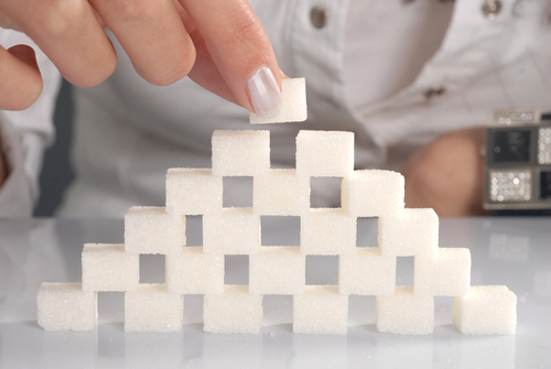 Μειώνεται ή μένει σταθερή η κατανάλωση ζάχαρης στον πλανήτη