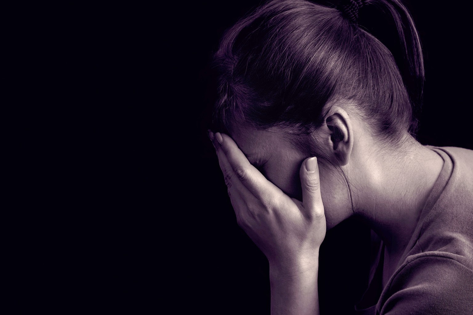 Απολαύστε τις εορταστικές ημέρες και μην αφήσετε την κατάθλιψη και την μελαγχολία να σας καταβάλει