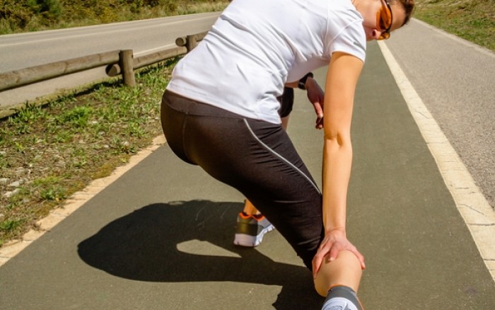 Κράμπες: Γιατί εκδηλώνονται και πώς θα τις αντιμετωπίσετε