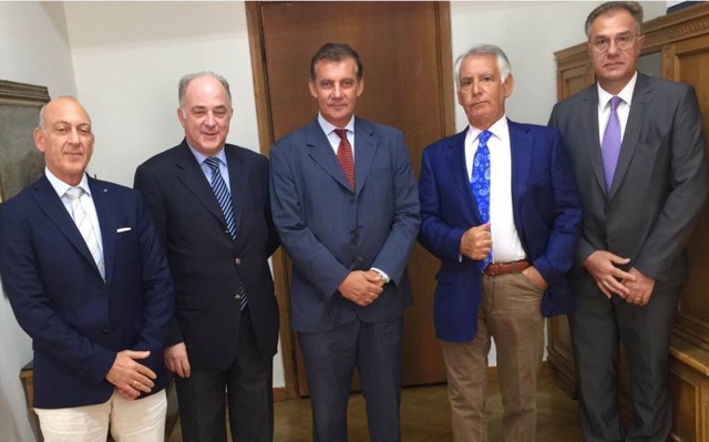Βαρυσήμαντη αναπτυξιακή συνάντηση του Υπουργού Υγείας κ. Θάνου Δημόπουλου με τον Πρόεδρο του Φαρμακευτικού Φόρουμ του Εμπορικού & Βιομηχανικού Επιμελητηρίου Αθηνών (ΕΒΕΑ) κ. Διονύσιου Φιλιώτη
