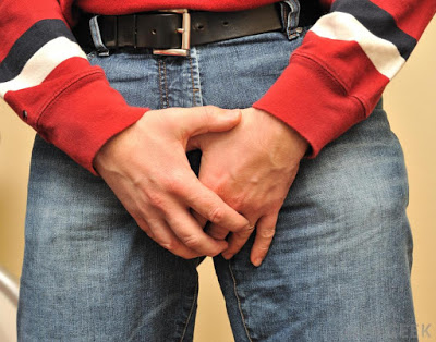 Ποιες οι αιτίες που προκαλούν πόνο στους όρχεις; Πότε ο πόνος χαμηλά στην κοιλιά οφείλεται στους όρχεις;