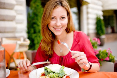 Διατροφή, βότανα και άσκηση για τα ινομυώματα. Τι πρέπει να τρώτε και τι να αποφεύγετε;