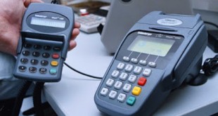 Οι δυσκολίες στους εργαστηριακούς γιατρούς συνεχίζονται, αυτή την φορά με τις κάρτες