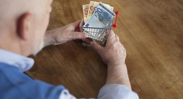 Μικρότερη σύνταξη, λιγότερα χρόνια ζωής;