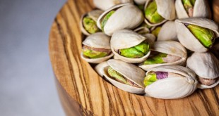 Ο ξηρός καρπός που ρίχνει τη χοληστερίνη