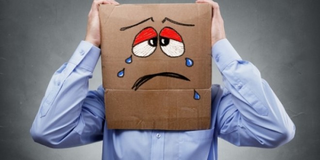 Πονοκέφαλος: Πότε κρύβει ανεύρυσμα, μηνιγγίτιδα ή αιμάτωμα