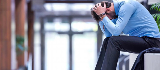 Η κυβέρνηση βάζει ταφόπλακα στους ελευθεροεπαγγελματιες, στην μικρομεσαία επιχείρηση και τέλος σε όλους τους Έλληνες