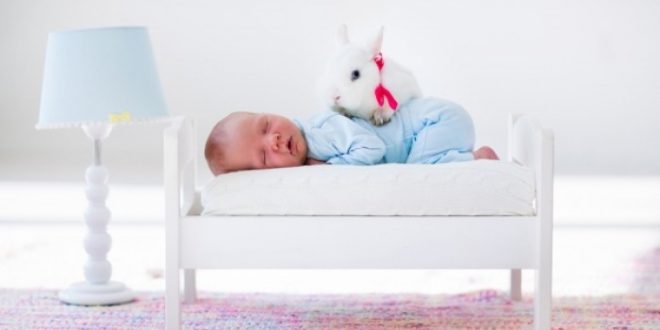 Μεσημεριανός ύπνος: Πώς επηρεάζει την πίεση