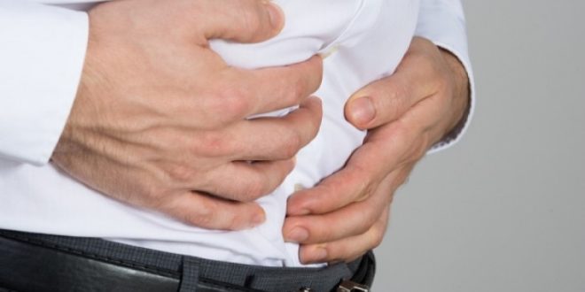 Δυσπεψία: Ποια τα βασικά συμπτώματα, πώς θα την αντιμετωπίσετε