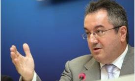 Ηλίας Μόσιαλος: Εξορθολογισμό και όχι άλλη μείωση στις δαπάνες Υγείας