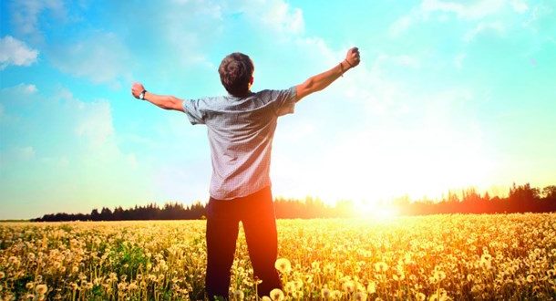 Με τόσο ήλιο δεν μας λείπει η βιταμίνη D. Σωστά;