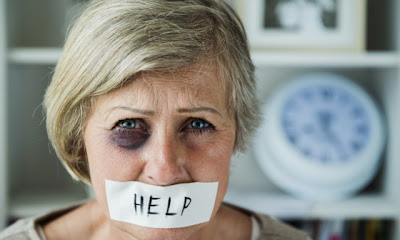 Πώς εκδηλώνεται η κακομεταχείριση των ηλικιωμένων; Η σημασία της πρόληψης στην κακοποίηση των ηλικιωμένων (video)