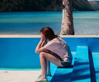 Άγχος, αϋπνία, πονοκέφαλος, ζαλάδες μπορεί να οφείλονται στην κατάθλιψη του καλοκαιριού. Διατροφή και άσκηση