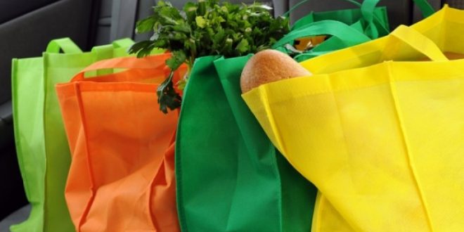 Πώς θα προστατεύσετε τα τρόφιμα από τη ζέστη μέσα στο αυτοκίνητο