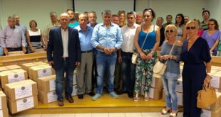 Το Ιατρείο Κοινωνικής Αποστολής παρέδωσε 250 κούτες με φάρμακα σε 24 Δήμους της Αττικής