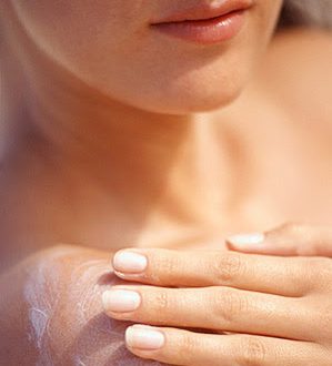 Χρήσιμες πληροφορίες για τα αντηλιακά. Πώς και πότε τα χρησιμοποιούμε;