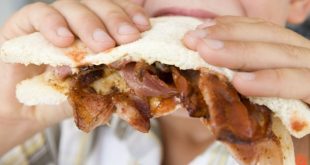 Κίνδυνος - θάνατος το επεξεργασμένο κρέας για τον καρκίνο στομάχου