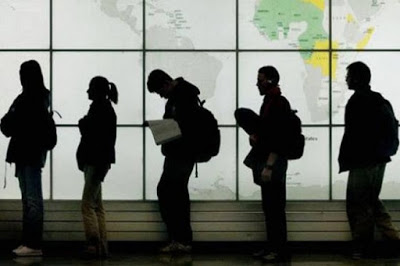 Πρώτο εξαγόμενο «προϊόν» της Ελλάδας οι εργαζόμενοι