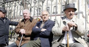 Κάτω από το όριο της φτώχειας 1 στους 2 συνταξιούχους