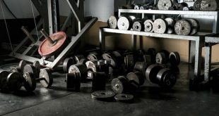 Μπορεί να πάθουμε ζημιά στη μέση από τα βάρη του γυμναστηρίου;