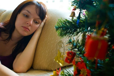 Λέμε ΟΧΙ στην κατάθλιψη και τη μελαγχολία των εορτών. Τι μπορείτε να κάνετε;