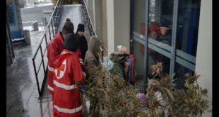 Δράση Streetwork από τους Εθελοντές του Περιφερειακού Τμήματος Ε.Ε.Σ. Θεσσαλονίκης για την προστασία των αστέγων ενόψει της νέας επιδείνωσης του καιρού