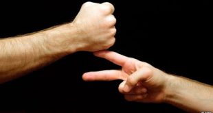 Η θεωρία των παιγνίων, το δίλημμα του φυλακισμένου και πώς εφαρμόζεται καθημερινά