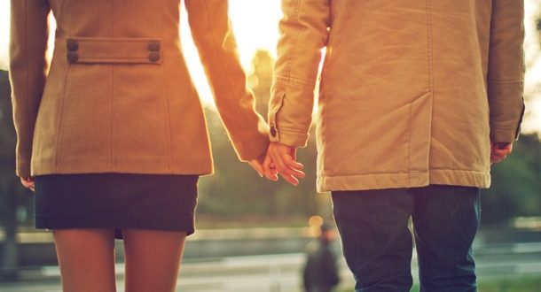 Σεξ, έρωτας ή χρήματα; Πώς διαλέγουμε ερωτικό σύντροφο;