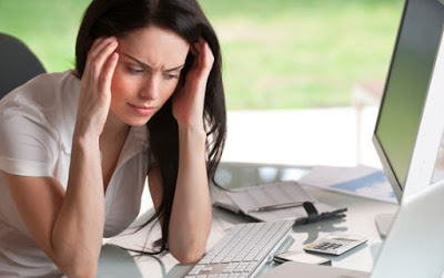 Οι άνθρωποι που υποφέρουν από μακρόχρονο στρες μπορεί να έχουν αυξημένη τάση για παχυσαρκία