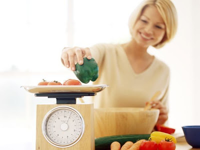 4 συμβουλές από διαιτολόγους για να χάσετε εύκολα κιλά