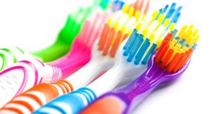 Πόσα βακτήρια φιλοξενεί μία οδοντόβουρτσα;