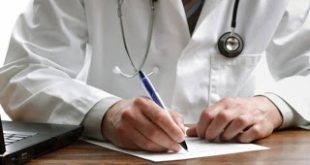 Στο ΣτΕ προσέφυγαν 64 ιατροί κατά απόφασης Αχτσιόγλου για του γιατρούς εργασίας