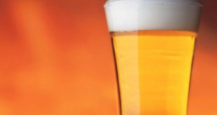 Τρία οφέλη της μπύρας στη σεξουαλική ζωή των ανδρών