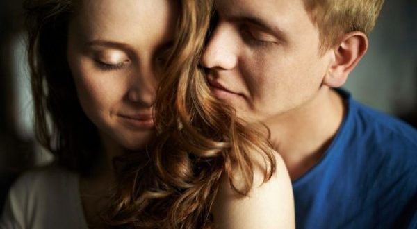 Τρεις μυρωδιές που διεγείρουν τη σεξουαλικότητα