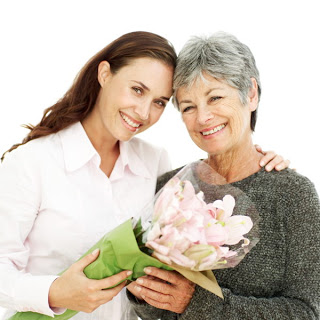 Φέτος στην Γιορτή της Μητέρας, κάντε στη μαμά σας ένα δώρο υγείας. Iδέες για ανέξοδα ή οικονομικά δώρα που θα βελτιώσουν την υγεία των μαμάδων μας