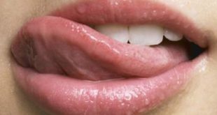 Για ποιους λόγους πρέπει να βουρτσίζετε τη γλώσσα σας