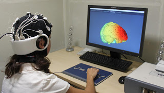 Ηλεκτρικό «καπέλο» διεγείρει τον εγκέφαλο και βελτιώνει τη δημιουργικότητα