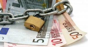 Ποιοι και πόσοι απειλούνται με κατάσχεση από την εφορία