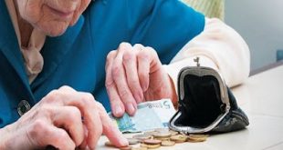 Στον πάγο 2,8 εκατομμύρια συντάξεις έως και το 2022