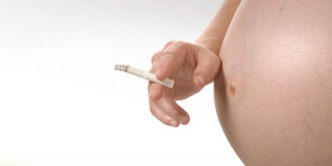 Το κάπνισμα προκαλεί βλάβες στο ήπαρ του εμβρύου